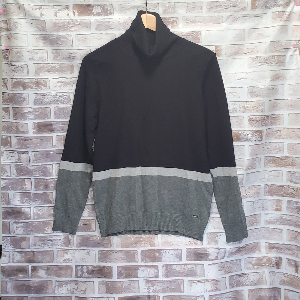 Calvin Klein Turtle Neck Sweater XL Black and Gray Long Sleeve Sweater